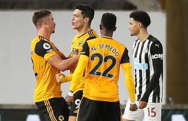 Soi kèo nhà cái tỉ số Newcastle vs Wolves, 28/2/2021 - Ngoại Hạng Anh