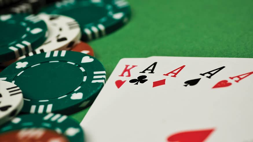 Cùng học kinh nghiệm chơi poker bất khả chiến bại